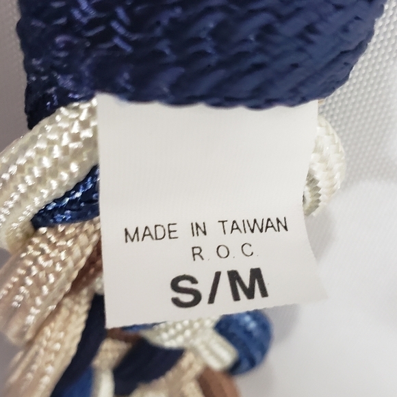 Vintage 80s Made in Taiwan Blue and White Belt size Small/Medium Retro - Picture 10 of 10